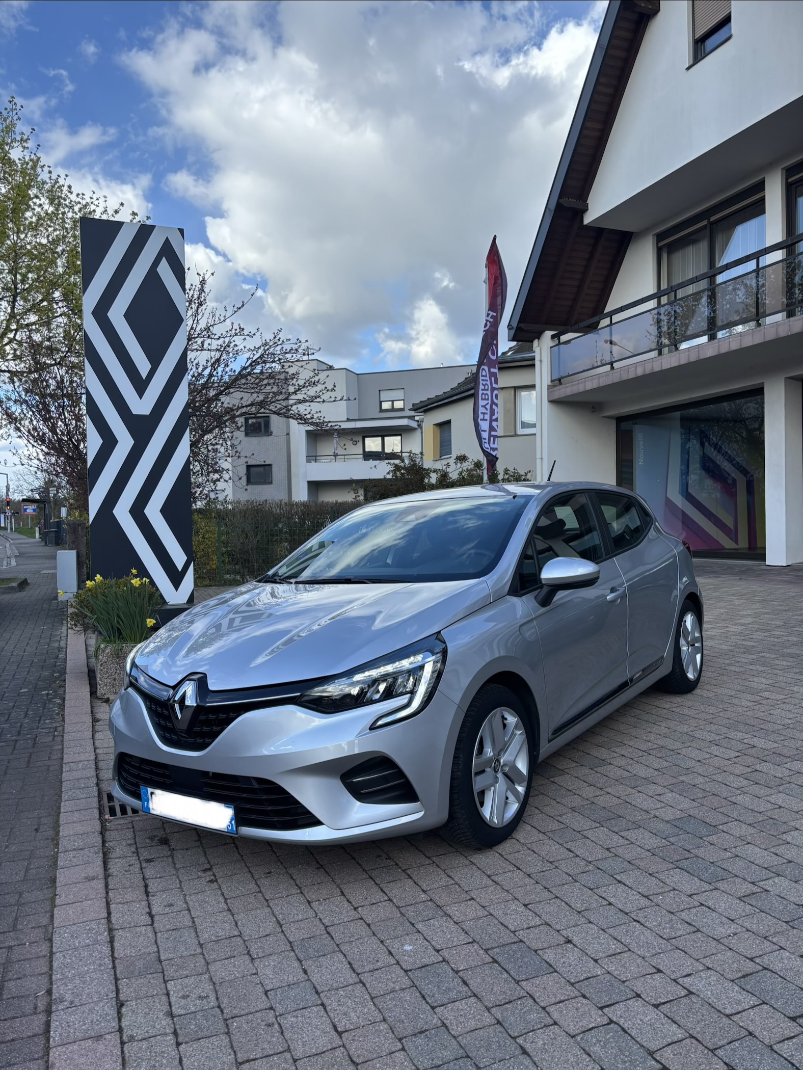 RENAULT CLIO V E-TECH HYBRIDE 140CV BUSINESS