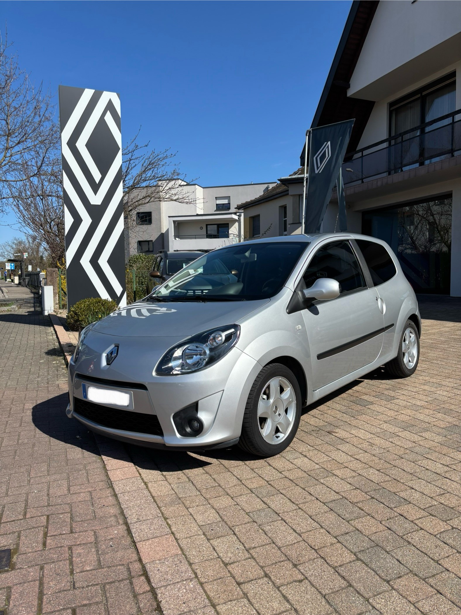 RENAULT TWINGO II 1.2 16V  75CV BOITE AUTOMATIQUE 